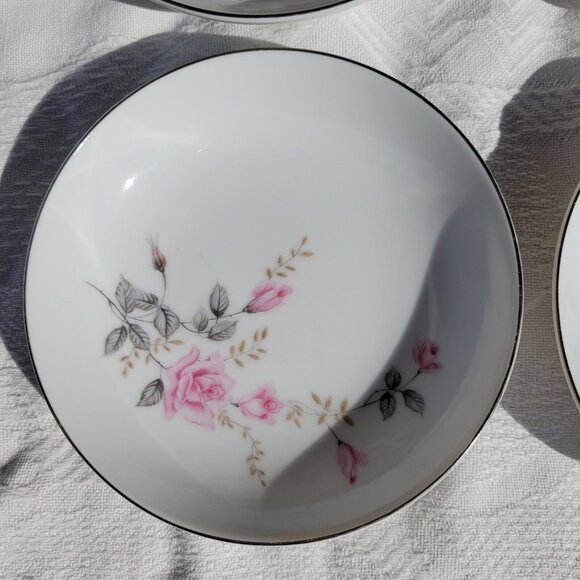 CASTLECOURT Fine China Rose Glow Pattern 5.5" Berry Bowl Plate Set of 4 - Picture 2 of 4